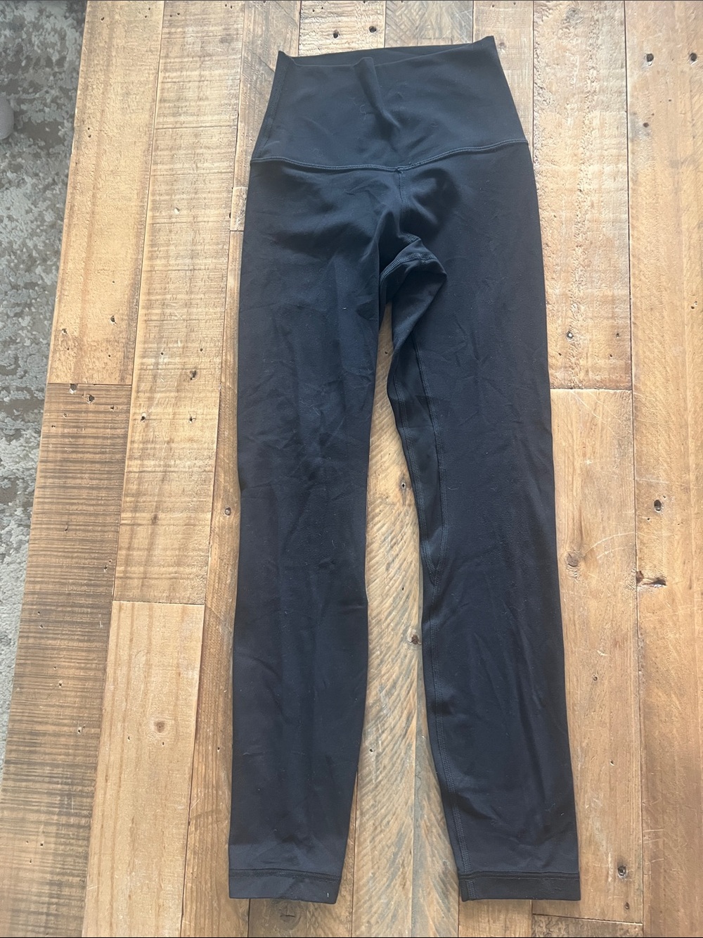 Women’s Lululemon Black High-Waist Active Leggings